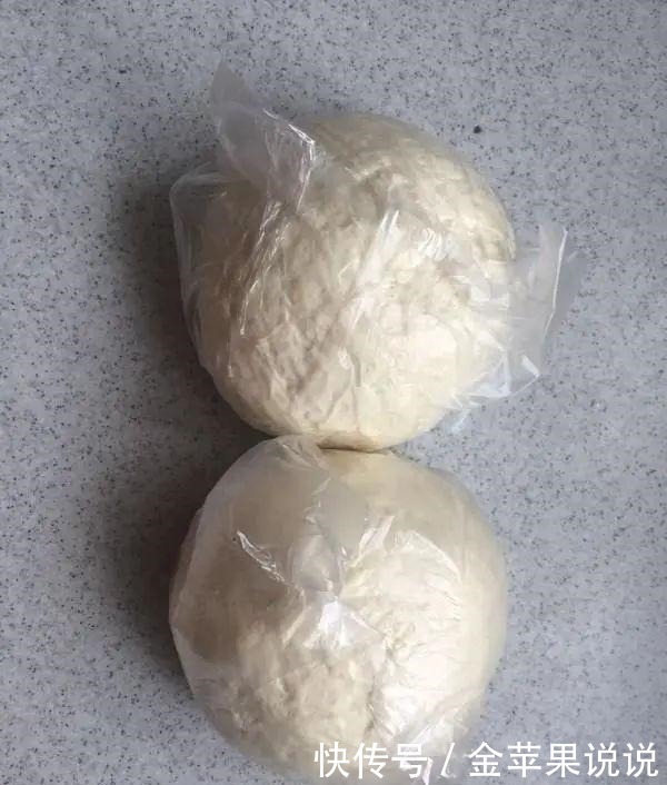 这两步做错,手擀面一煮就会断,要想面条劲道爽滑,教你正确做法
