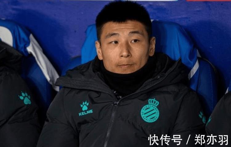 跑位|争议!球迷赛后批评武磊:知道为什么之前主教练放弃你了吧?