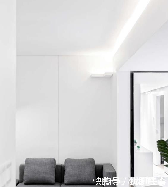 装修|这是我见过最高级的小户型装修,颜值堪比小豪宅,收纳不输大户型