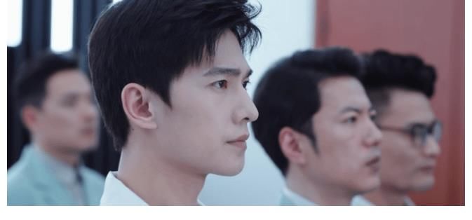 新媒体|艺人新媒体指数“大洗牌”：张哲瀚排名下降，罗云熙上升到第八，第一断层破9