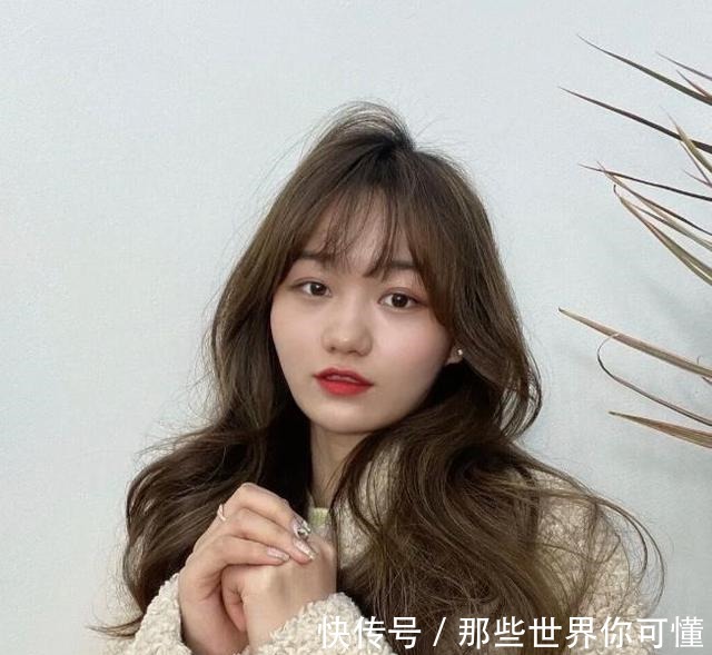 打理 今天给大家分享20款烫发免打理的发型!