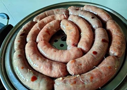  大家都在腌腊肠，我却爱做它，不用晾不用晒，咸香软糯实惠又好吃