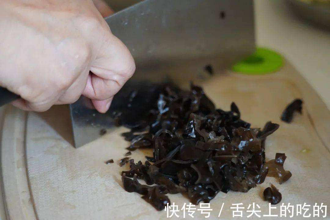 冬天，大鱼大肉吃腻了，教你4道素菜做法，清淡营养又健康