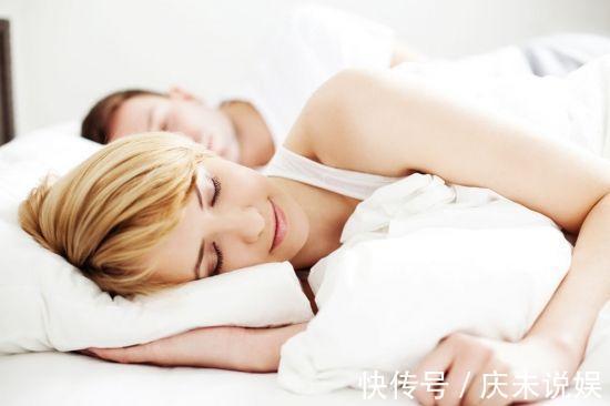 林医师|男性裸睡的6大好处，第二种老婆最喜欢，对健康而言，不妨试试！