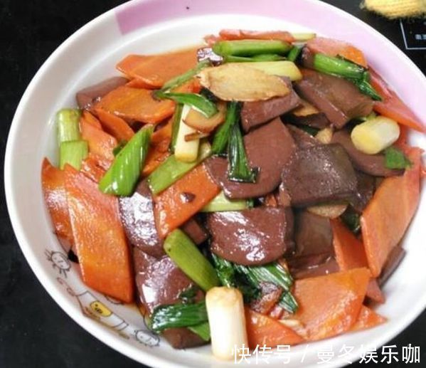 胡萝卜炒豆腐|春节过后朋友聚餐必备的几道下酒菜，爽口又下饭，好吃不油腻