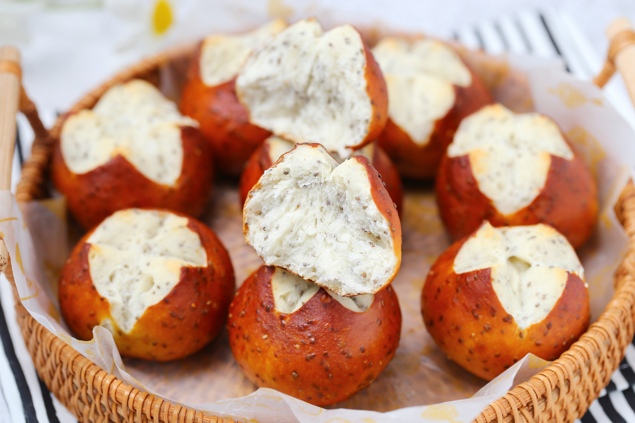 自制低脂碱水球，无糖无油营养十足，饱腹感强适合减肥人群食用！