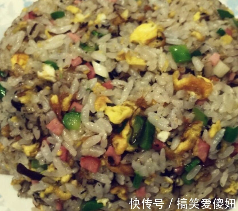 这道简单的懒人饭,可以健脾养胃,是营养价值极高的养生饭