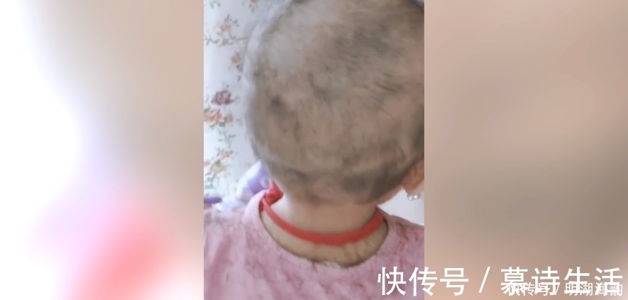 熊孩子|妈妈洗碗的工夫,回头发现姐姐把妹妹头发剃了,网友:这技术不行