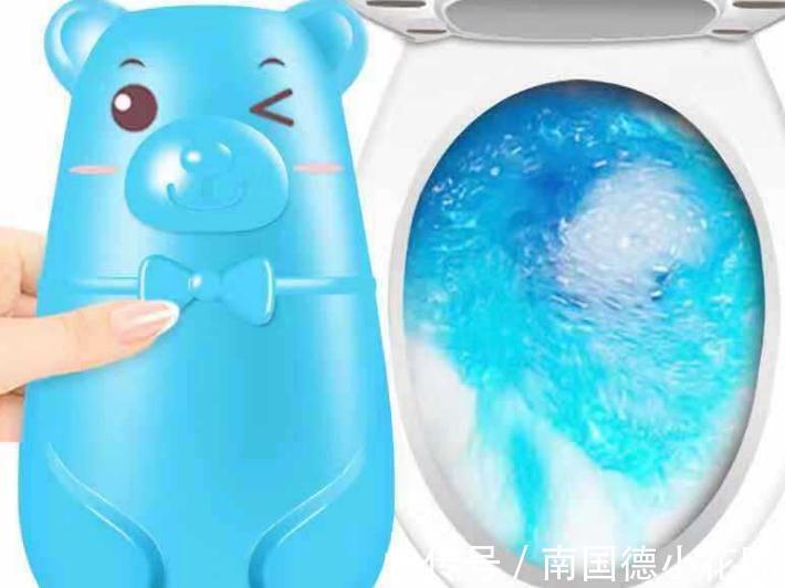 闺蜜从不刷马桶,却不见黄渍和异味,偷学后发现用3招就能搞定!