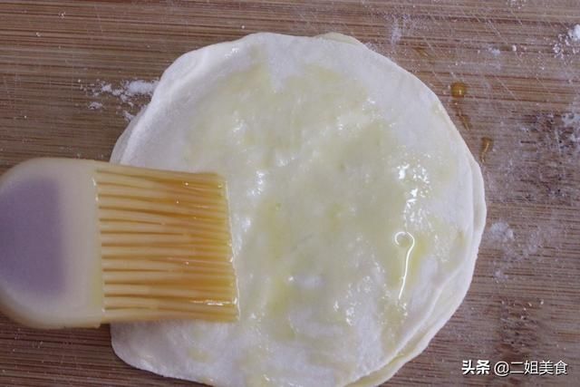 年夜饭加道菜，“四喜福袋”端上桌，寓意八方来福，财源滚滚