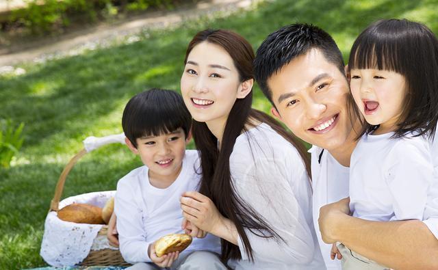 基因|夫妻中谁的基因决定了孩子的智商和相貌这个答案,还是有些道理