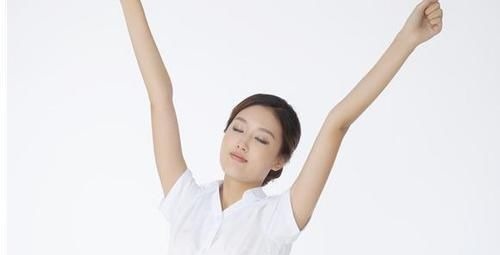 酒精|肝癌是酒“泡”出来的？两个部位很臭，最好去检查一下肝脏CT