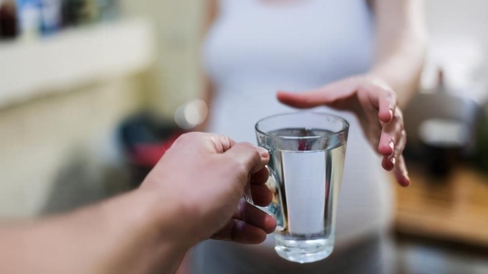 孕妈|怀孕后，4种水孕妈最好别喝，胎儿不喜欢，对自己也没好处