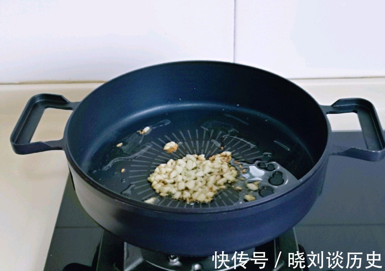 美味佳肴|豆腐这样吃,鲜嫩可口还下饭,不到2块钱,就能做一大盘