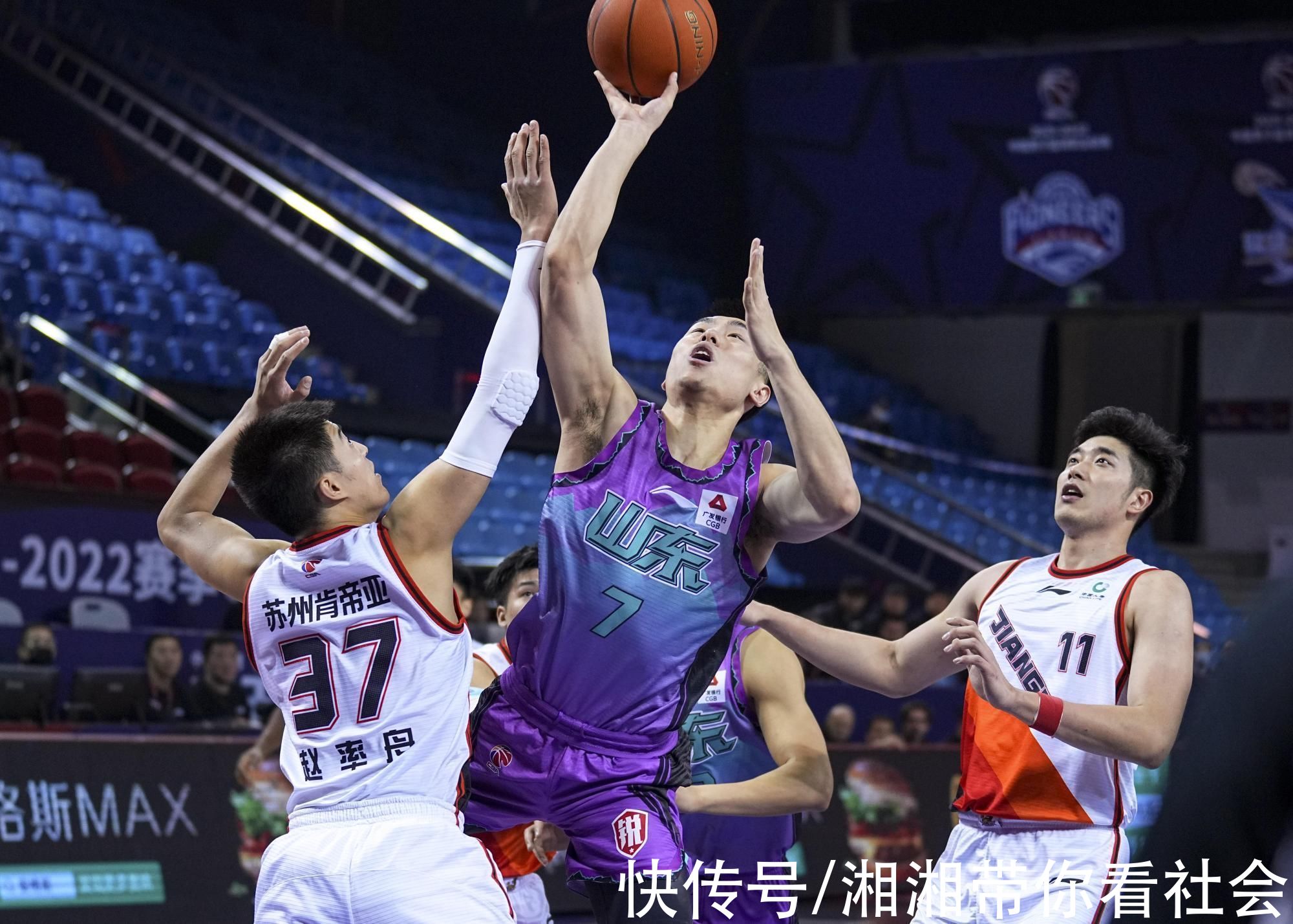 山东高速|篮球--CBA第二阶段:山东高速胜苏州肯帝亚