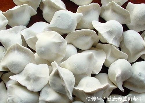 肽菇乳清|儿科医生3种早餐最伤娃,很多父母还在喂,让娃积食不发育!