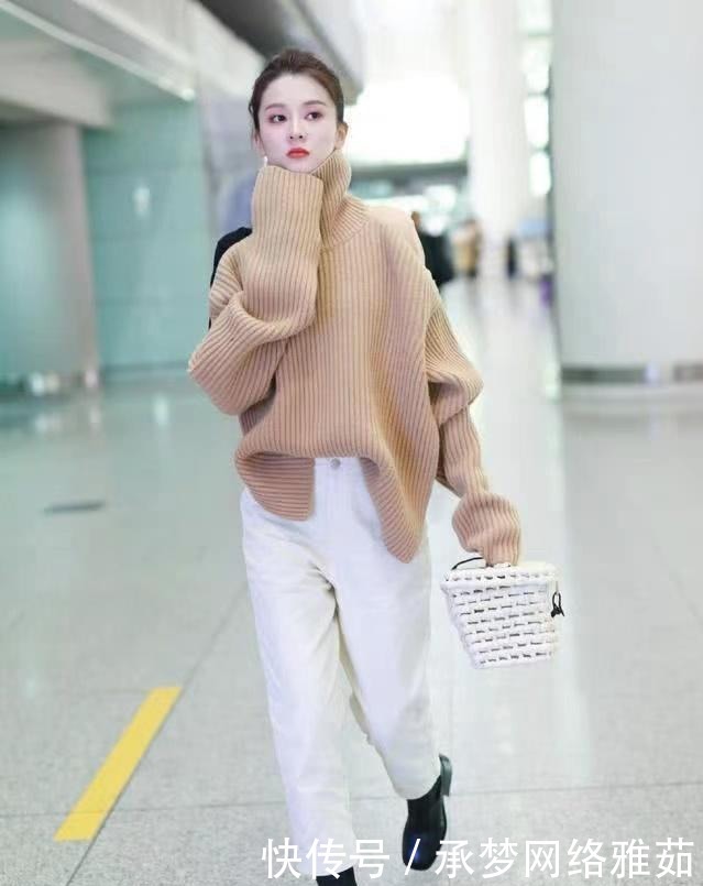 一条白裤子=时髦、优雅+高级,秋冬这么穿搭,温柔优雅