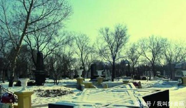 临终前|此国前总理说祖父母求葬在中国,父亲临终前说汉语,我有中国心!