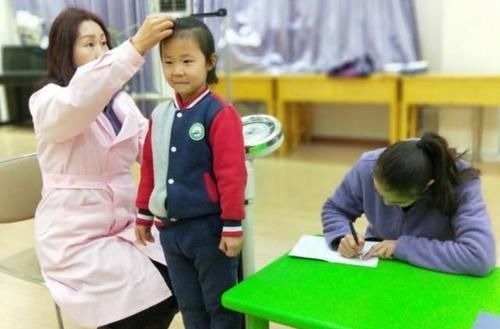 宝妈|孩子这3个部位越“短”,长大个子越矮!宝妈们早知早受益