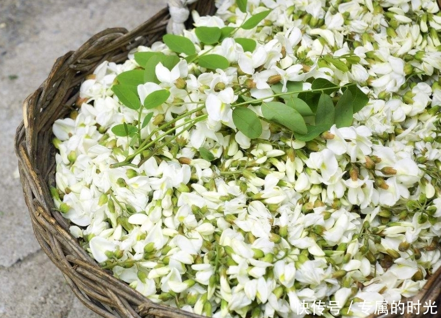 十個(gè)人九個(gè)腰疼，常用此花泡水，祛風(fēng)濕通經(jīng)絡(luò)，渾身舒暢！