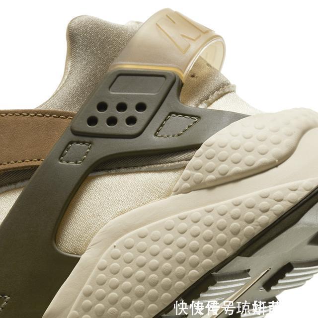 stussy 你还不知道“富婆快乐鞋”吗?已经出到第三代了还是香