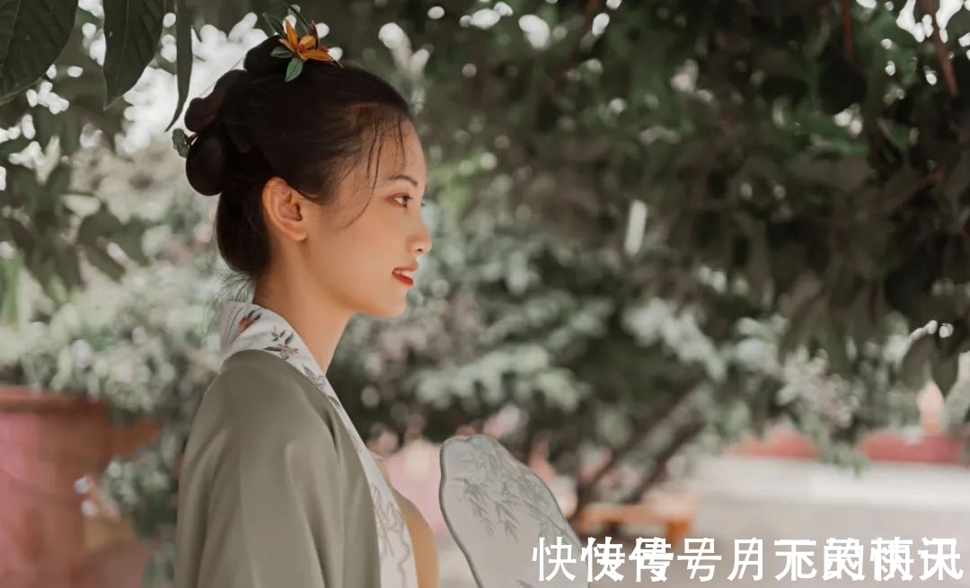 花悲#李清照最“懒”的诗，一个“花”重复17次，却写尽了一生，绝了！