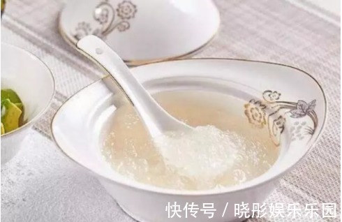 营养物质|怀孕期间,4种零食孕妈要舍得吃,有助于胎儿大脑发育!