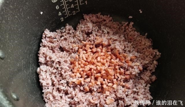 饭团|儿子点名要吃这早餐,简单到不可思议,拌一拌就能吃,我特乐意做