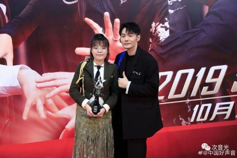 危险品|《中国好声音2020》在单依纯眼里是比赛，在李健眼里却是“危险品”