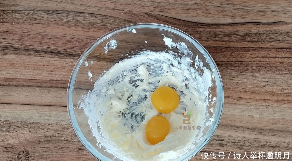 它是“奶制品之冠”,一拌一烤做小吃,外脆里酥无添加,老少皆宜