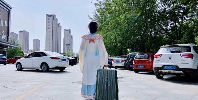 拉杆|锦囊行李箱有多能装？我想要的统统带走