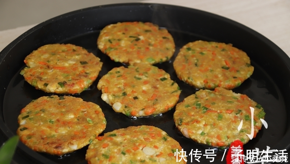 豆腐不要炒着吃了,教你懒人新吃法,5分钟做出全家人的早餐