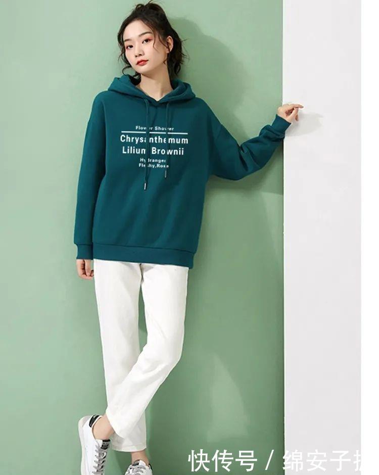 冬季卫衣穿搭,时尚又保暖!