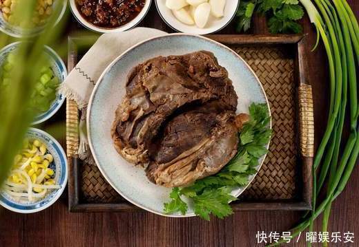 牛腱子|卤牛肉时，这2味调料不能放，牢记3个窍门，牛肉筋道又入味