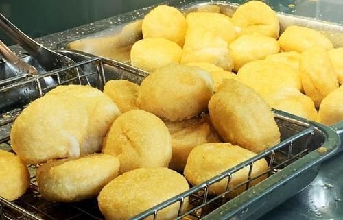 耳朵眼炸糕很多人都没有吃过,不仅没吃过,连听都没有听过的