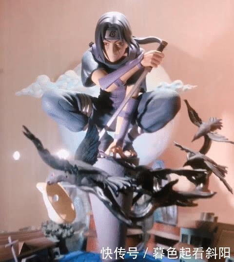 须佐能乎|土豪炫耀“鼬神”手办,看到鼬脱掉晓衣服后,网友买不起