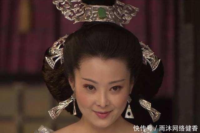 事实|简短的《五侯歌》,揭露了五侯权倾朝野的事实,讽刺了朝廷的软弱