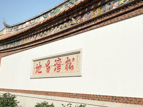 福建有个千年寺庙，藏在泉州闹市区却很安静，还可看到国宝级古塔