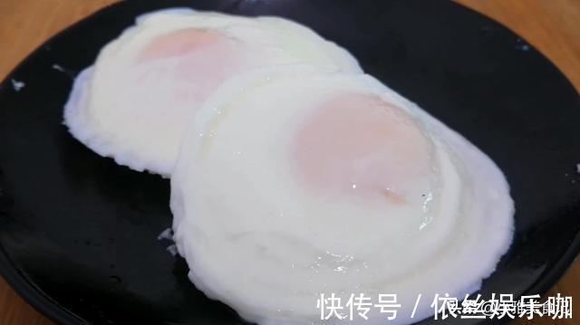 鸡蛋|水煮荷包蛋我只服这种做法,不散花,个个圆溜溜,家常实用
