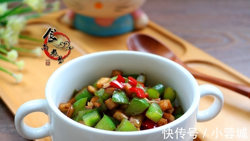 赘肉|此款素菜，三天两头吃一顿，腰上赘肉没了，不知不觉变苗条