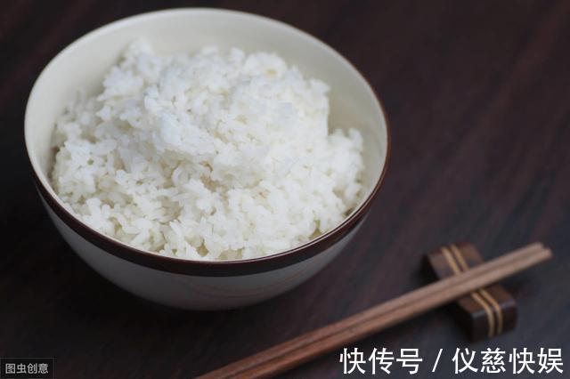 煮饭|还在用冷水蒸大米?错到离谱!教你这样蒸,米饭又香又软不粘锅