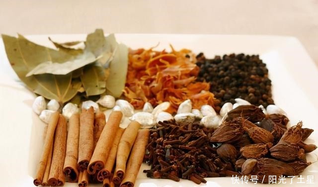 比熏|比熏腊肉更加美味的是酱油肉,只需要2步就可以完成,方便快捷