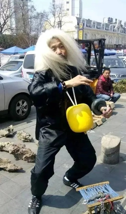 朋友|玩文玩的朋友都追求越大越好