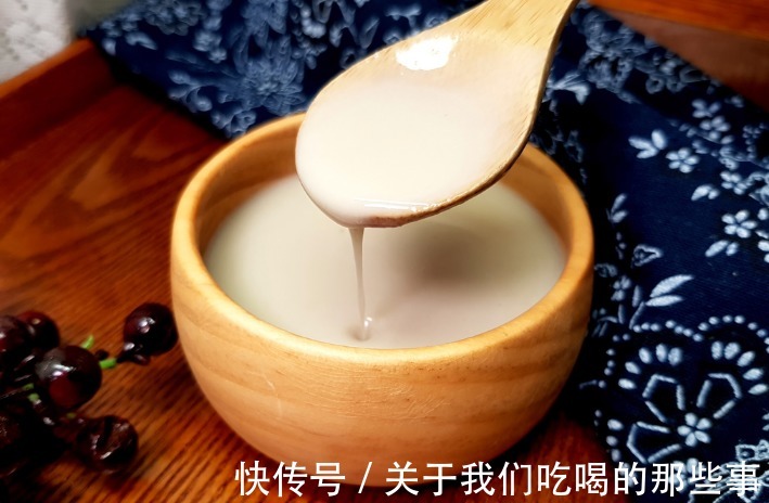 打豆浆要不要“泡豆子”？区别很大，学会5个技巧，豆浆醇香细腻