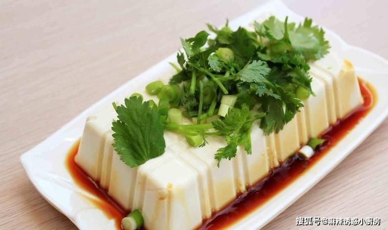 实用|豆腐隔一天就变酸？教你个土方法，10天半月都不会坏，太实用了