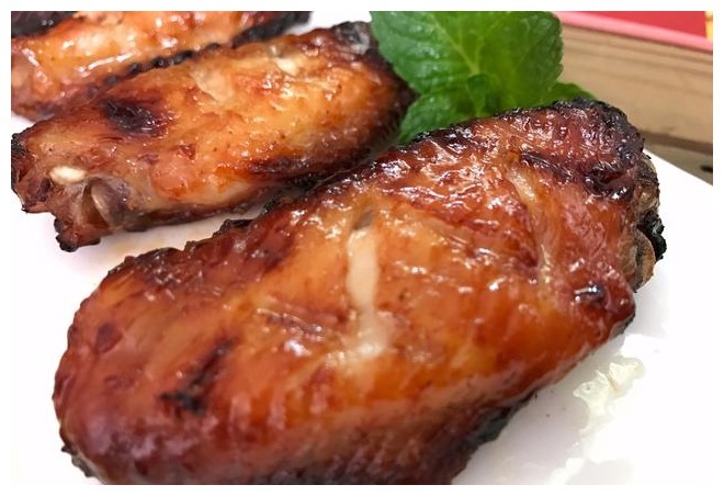 鸡翅最过瘾的做法,简单方便,无需油炸,吃起来更健康