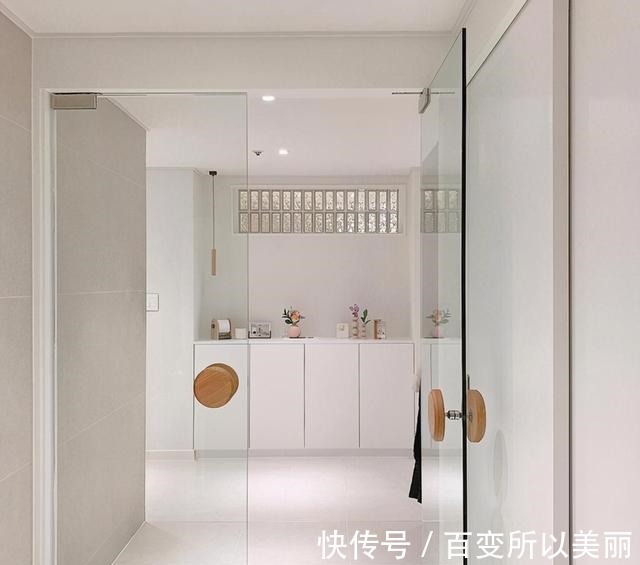 极简|韩国女主的极简之家曝光全屋简单清爽,低欲的生活精致又温馨!