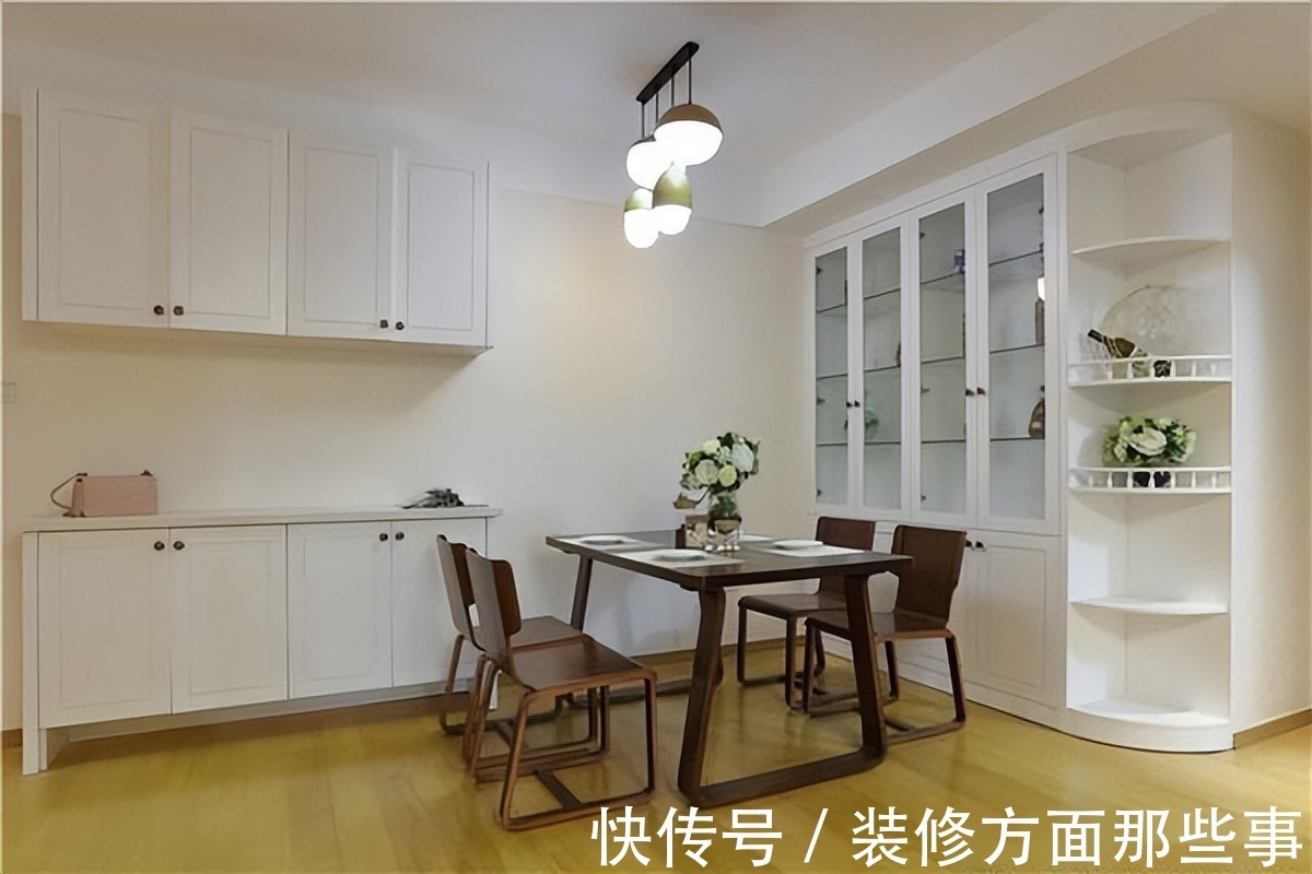 三居室|110现代风三居室,进入客厅第一眼给人一种轻松愉悦的感觉