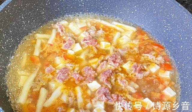 好喝|入秋后,天气干燥多给家人喝这道汤,做法简单营养全面,好喝不贵!