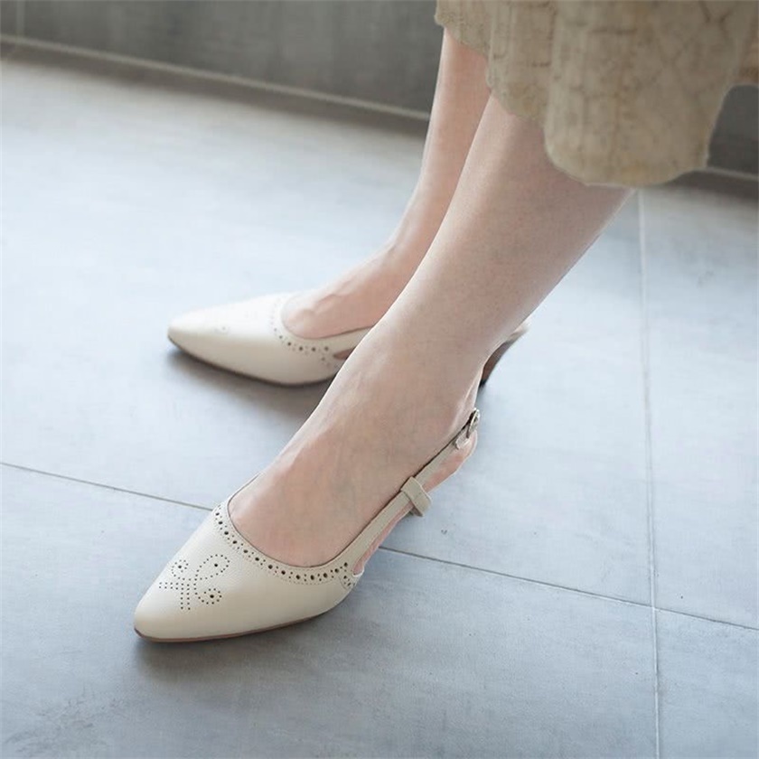 细高跟鞋 低调而奢华的尖头细高跟鞋,享受它带来的自信和美丽